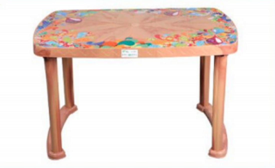 4 Seated Deluxe Table-Print R/W (Plas/L)-TEL