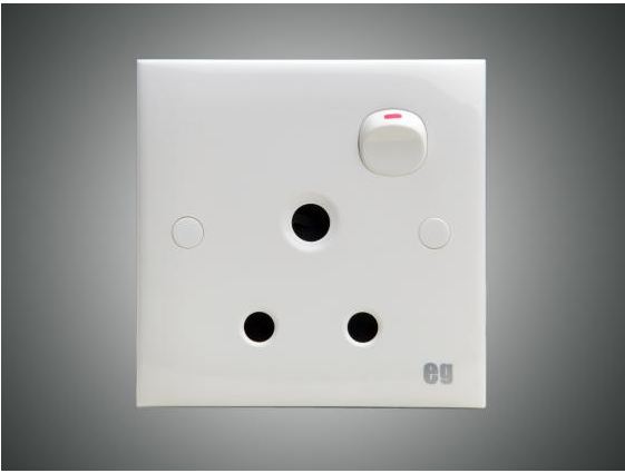 13A 3 Pin Socket+Switch (Flat)-EG (E4133S)