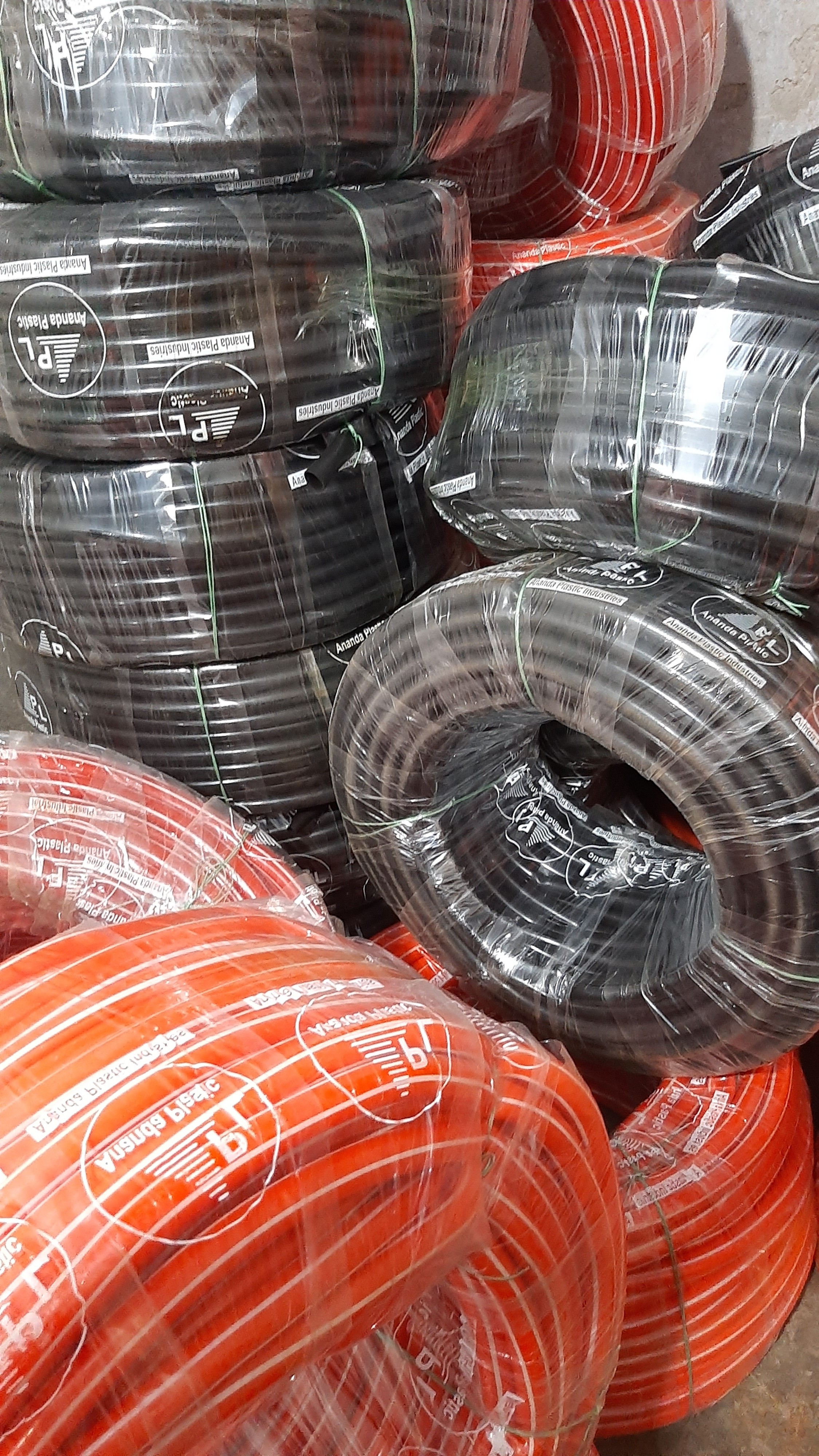 3/4" Rubber  Lota Pipe Black Normal